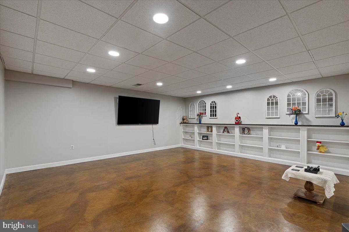 FERRY LANDING WOODS - Residential