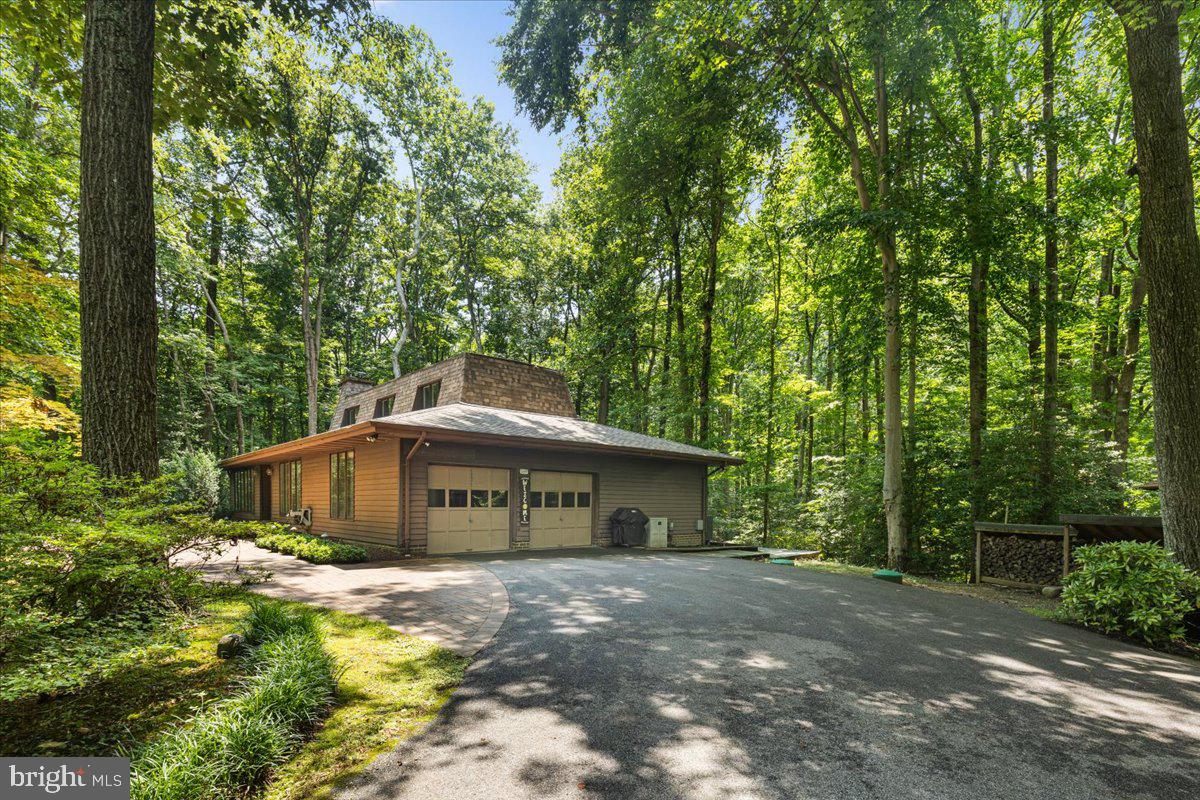 FERRY LANDING WOODS - Residential