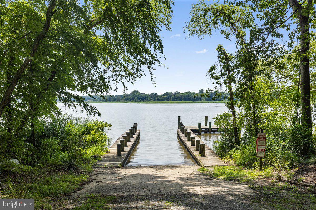 FERRY LANDING WOODS - Residential