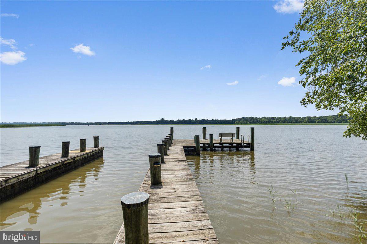 FERRY LANDING WOODS - Residential