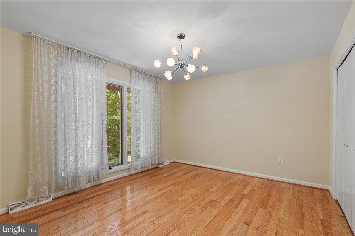 FERRY LANDING WOODS - Residential