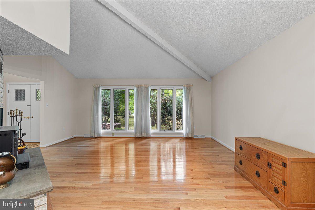 FERRY LANDING WOODS - Residential