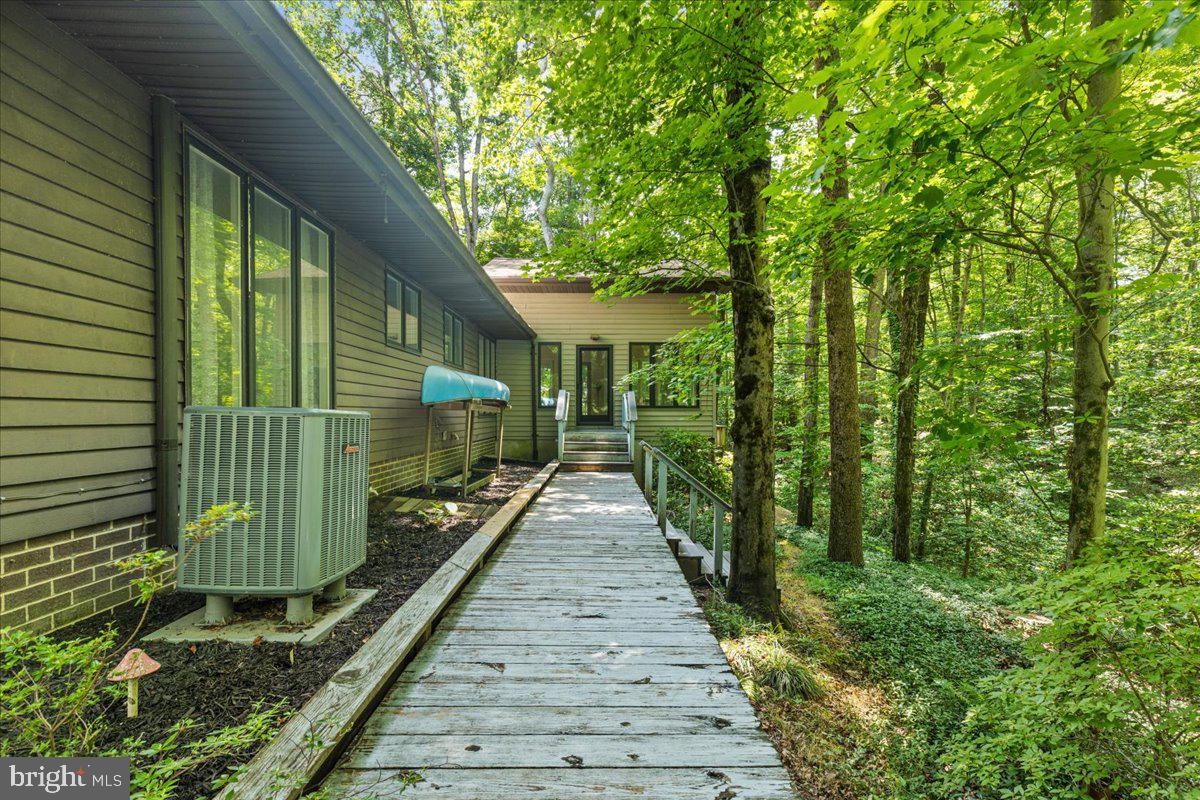 FERRY LANDING WOODS - Residential