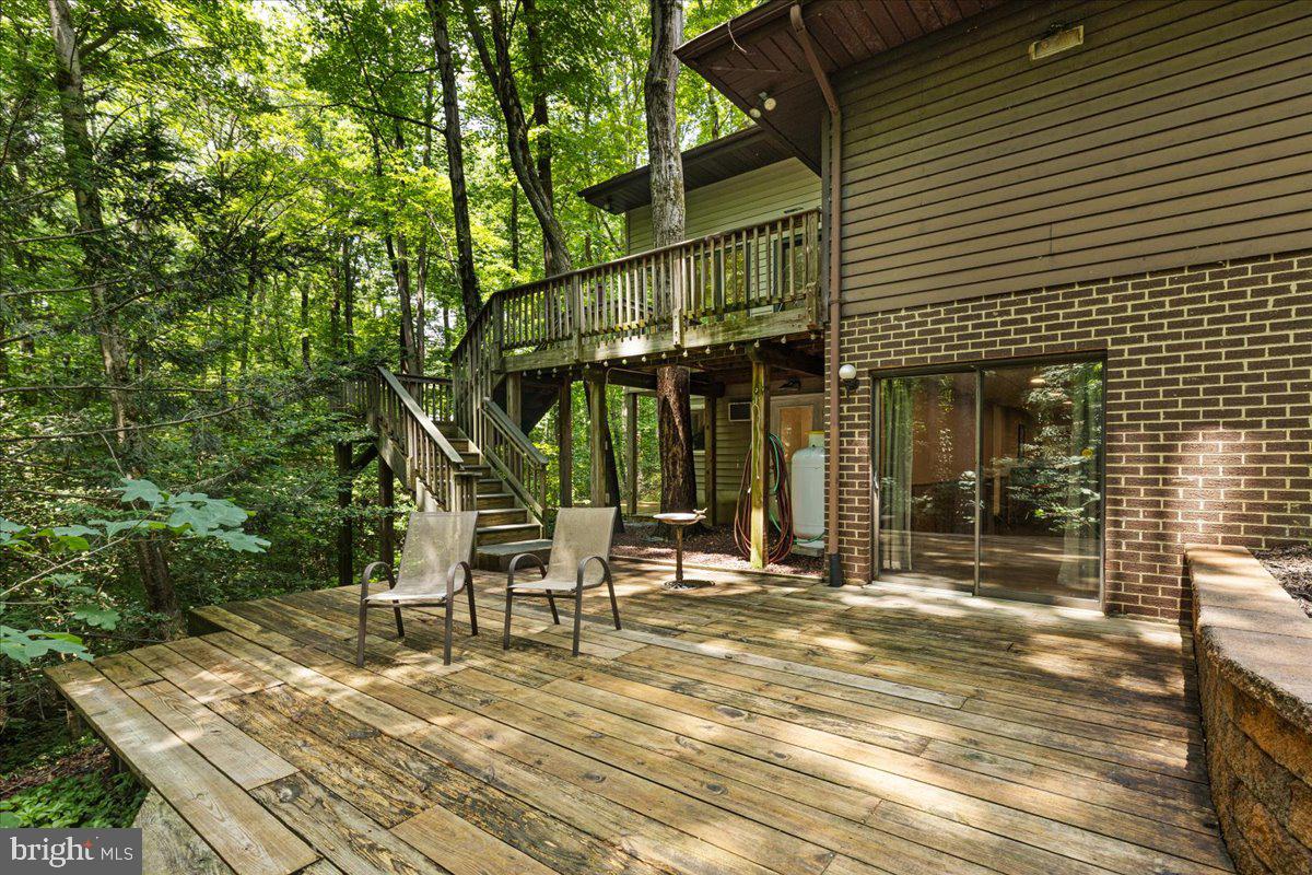 FERRY LANDING WOODS - Residential