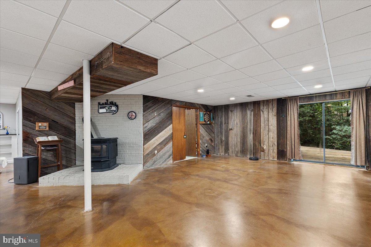FERRY LANDING WOODS - Residential