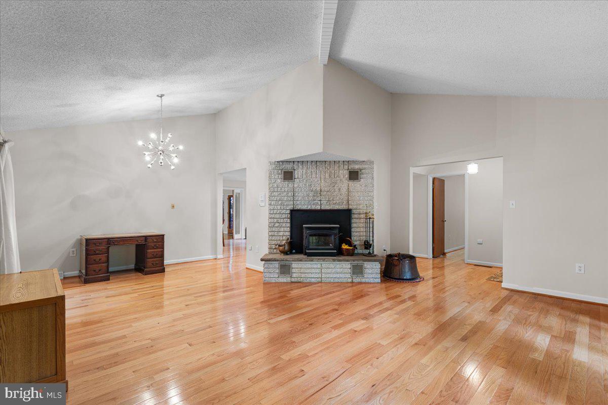 FERRY LANDING WOODS - Residential
