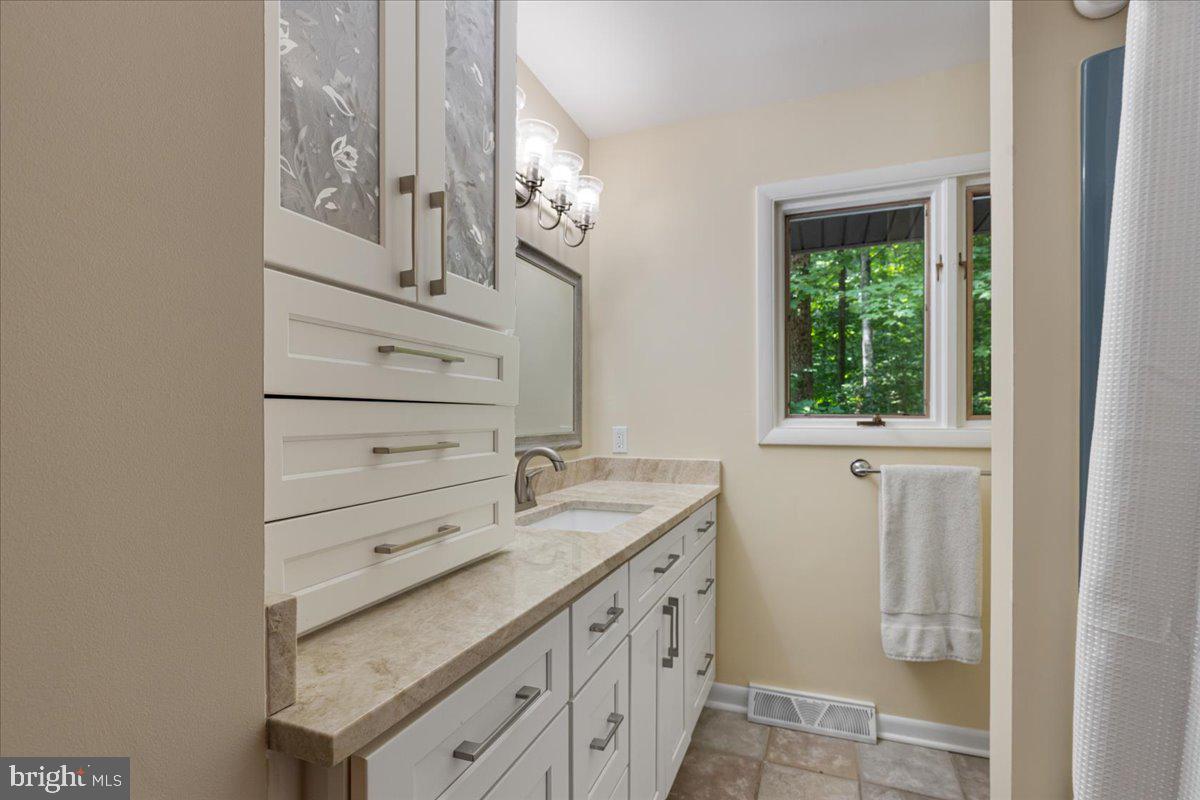 FERRY LANDING WOODS - Residential