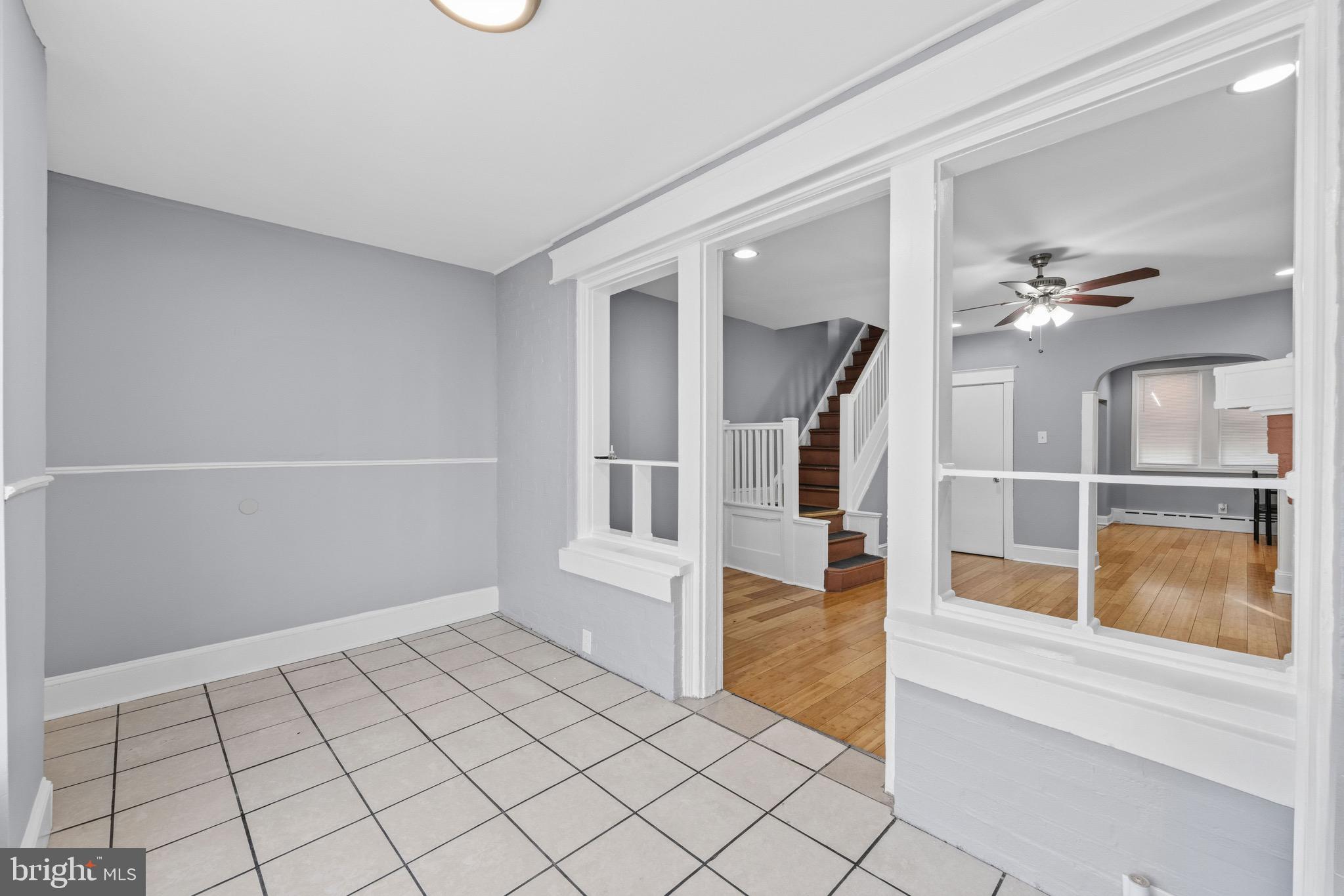 ELMWOOD PARK - Residential