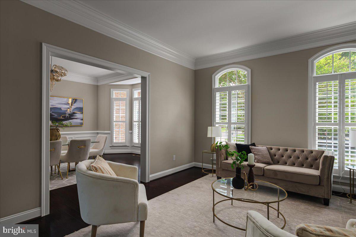 LANSDOWNE ON THE POTOMAC - Residential