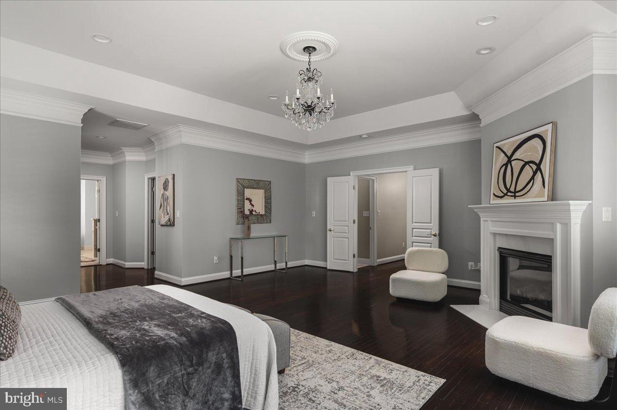LANSDOWNE ON THE POTOMAC - Residential