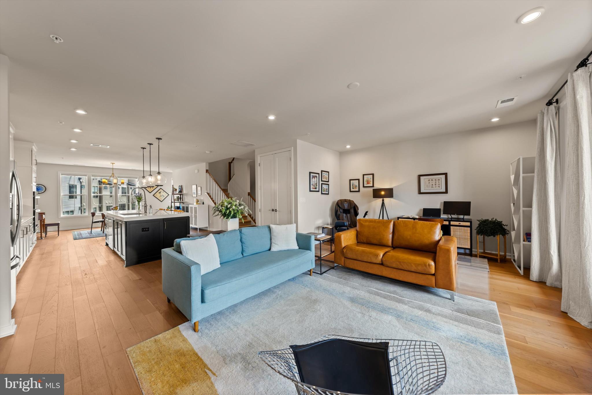 UNION PARK AT MCLEAN - Residential