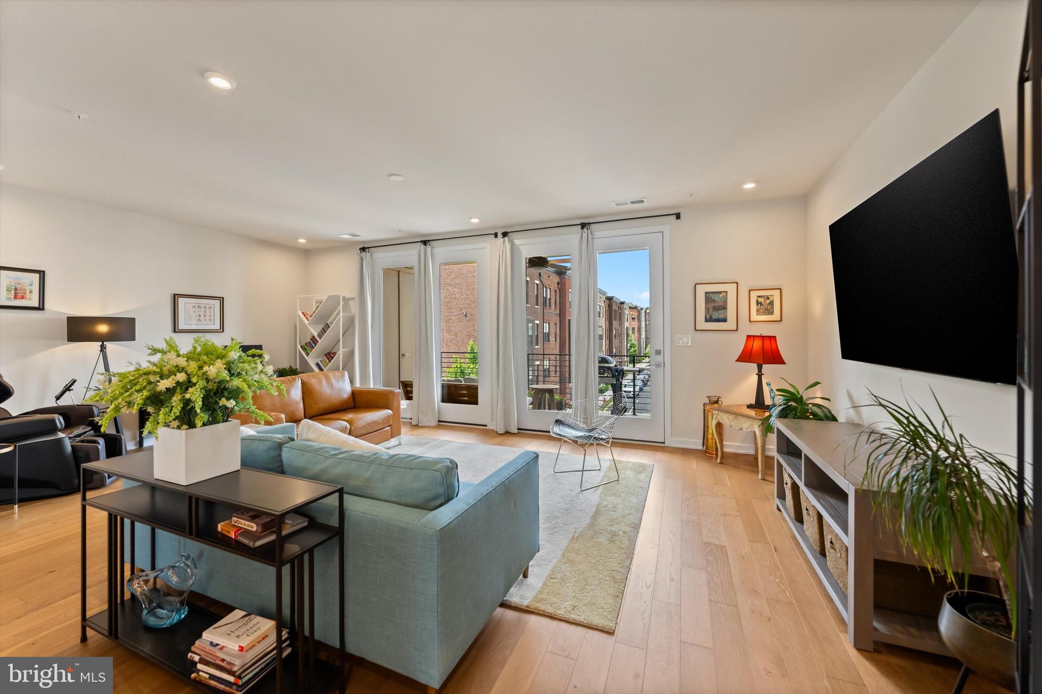 UNION PARK AT MCLEAN - Residential
