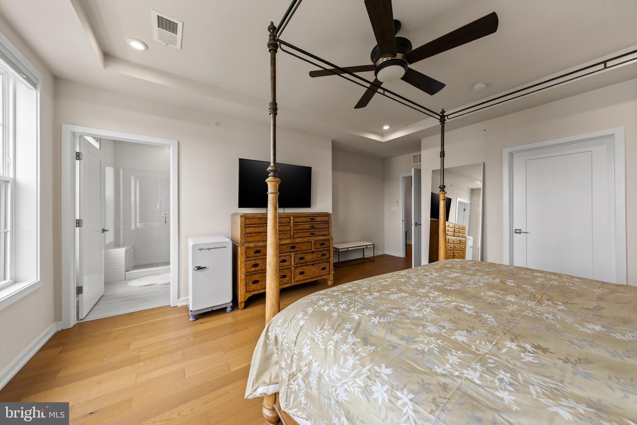 UNION PARK AT MCLEAN - Residential