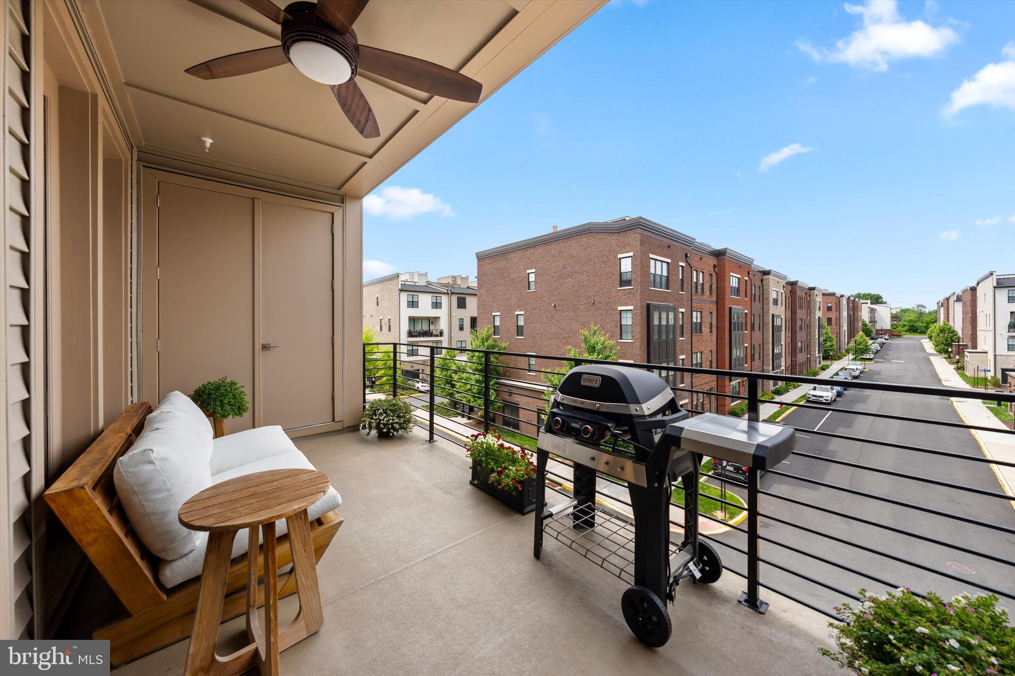 UNION PARK AT MCLEAN - Residential
