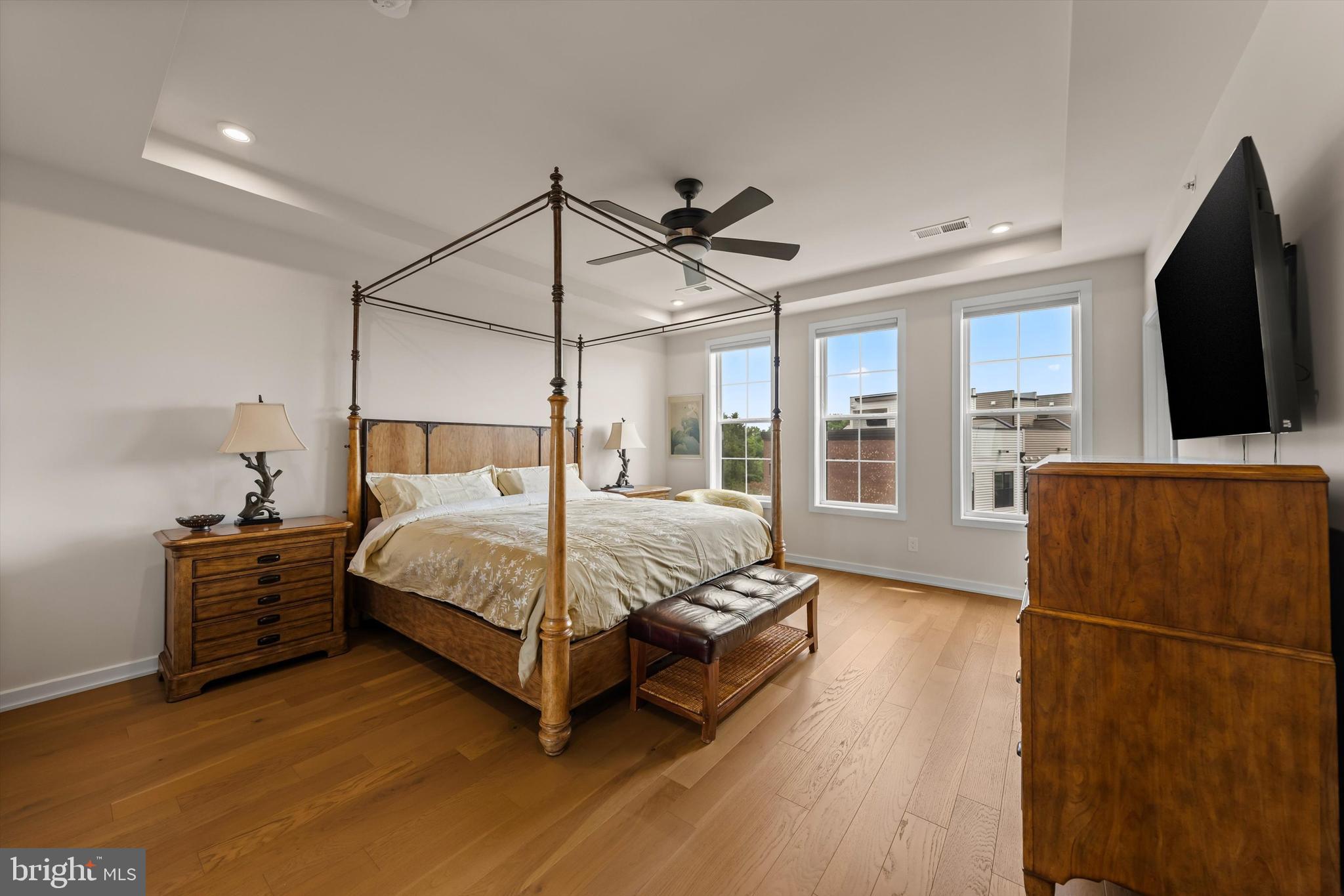 UNION PARK AT MCLEAN - Residential