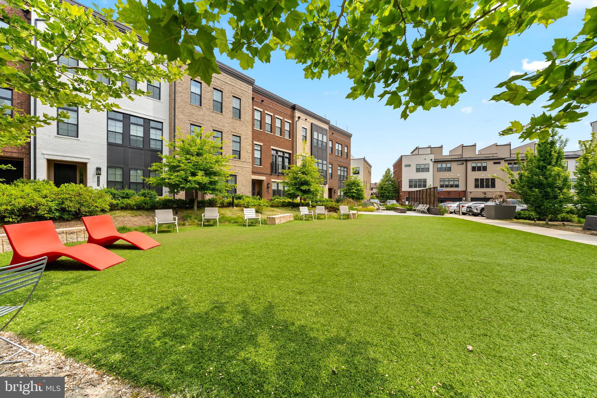 UNION PARK AT MCLEAN - Residential