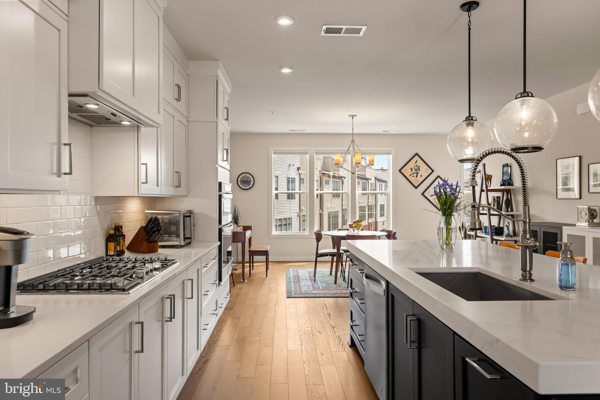 UNION PARK AT MCLEAN - Residential