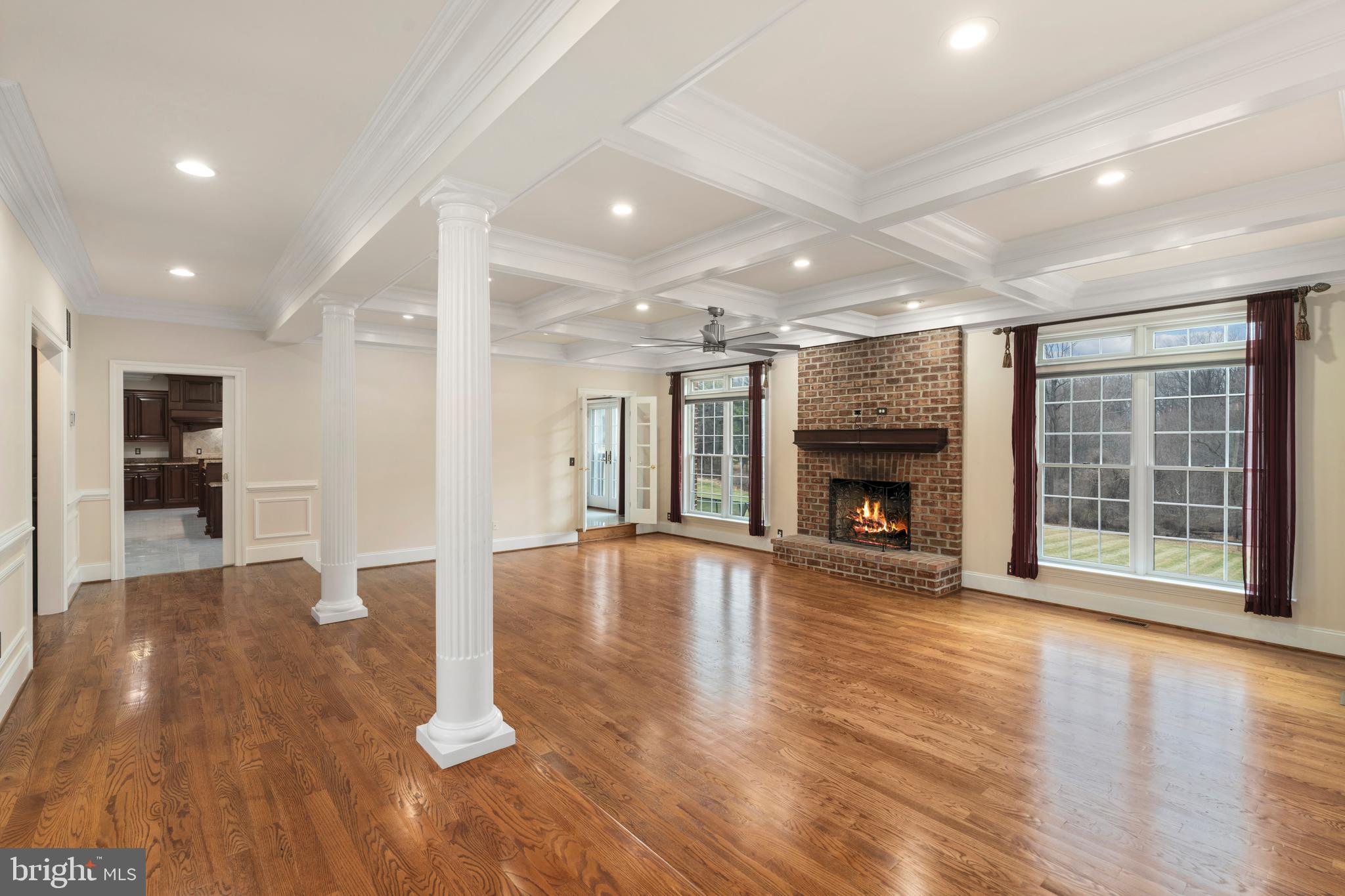FALLS CREST - Residential
