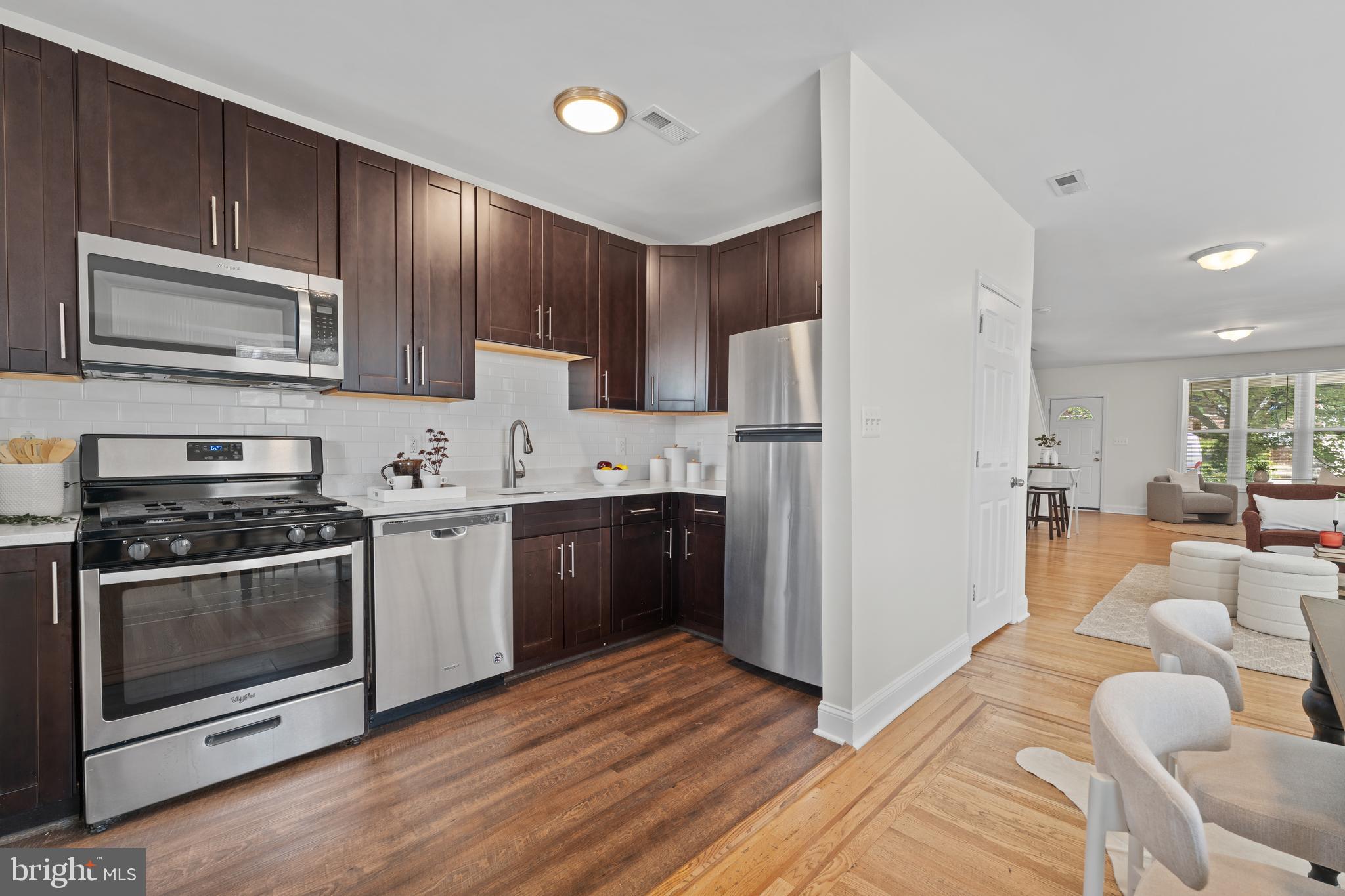 FRANKFORD - Residential