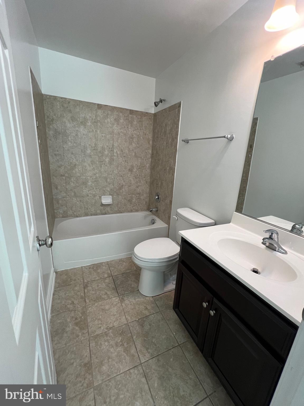 CHERRY HILL CROSSING - Residential Lease