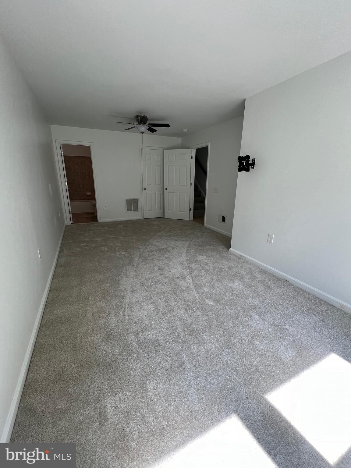 CHERRY HILL CROSSING - Residential Lease