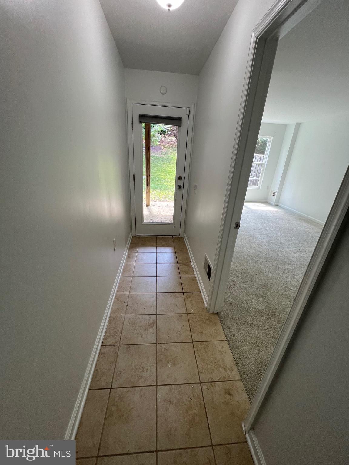 CHERRY HILL CROSSING - Residential Lease