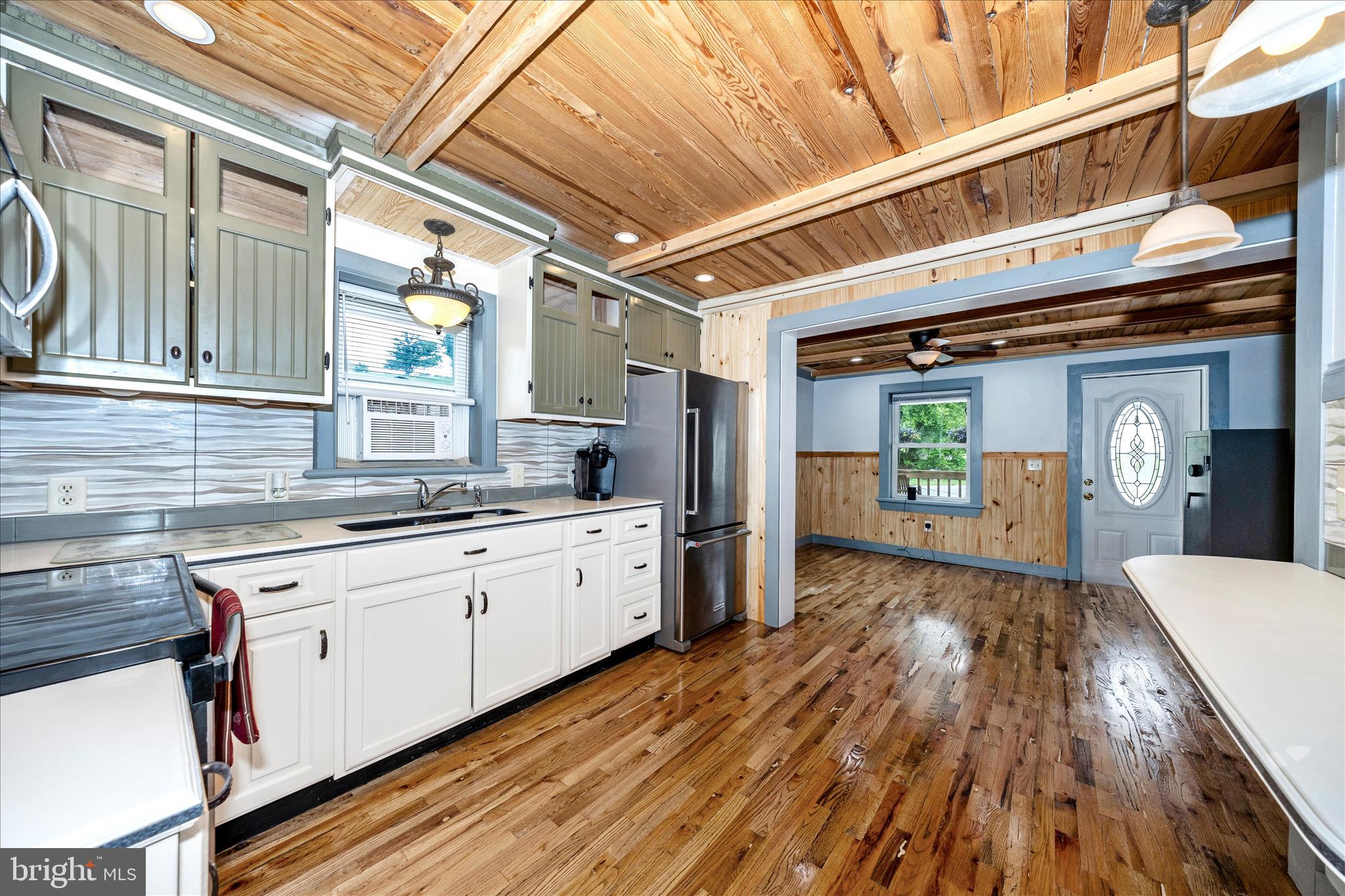 WAYNESBORO - Residential