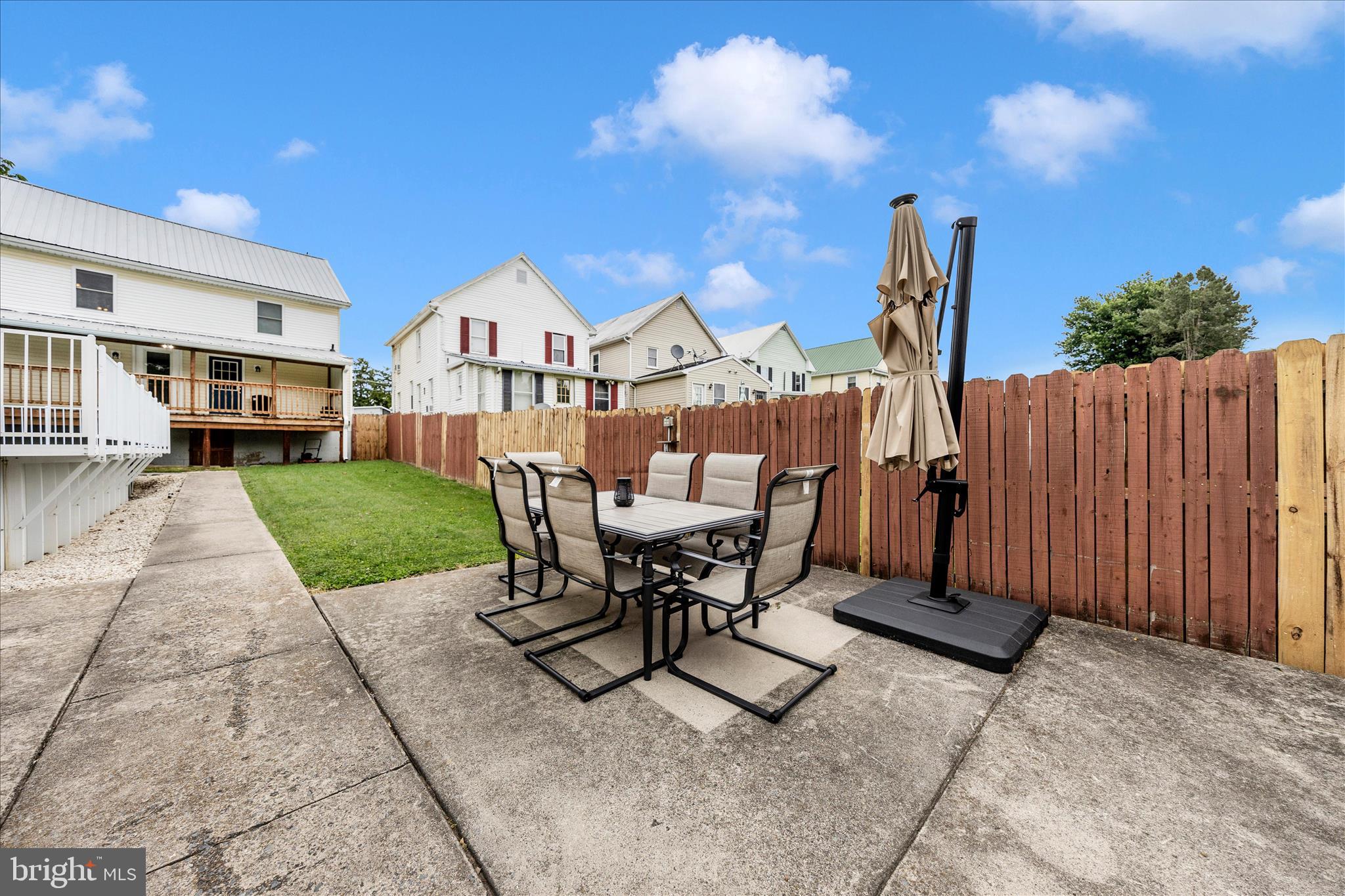 WAYNESBORO - Residential