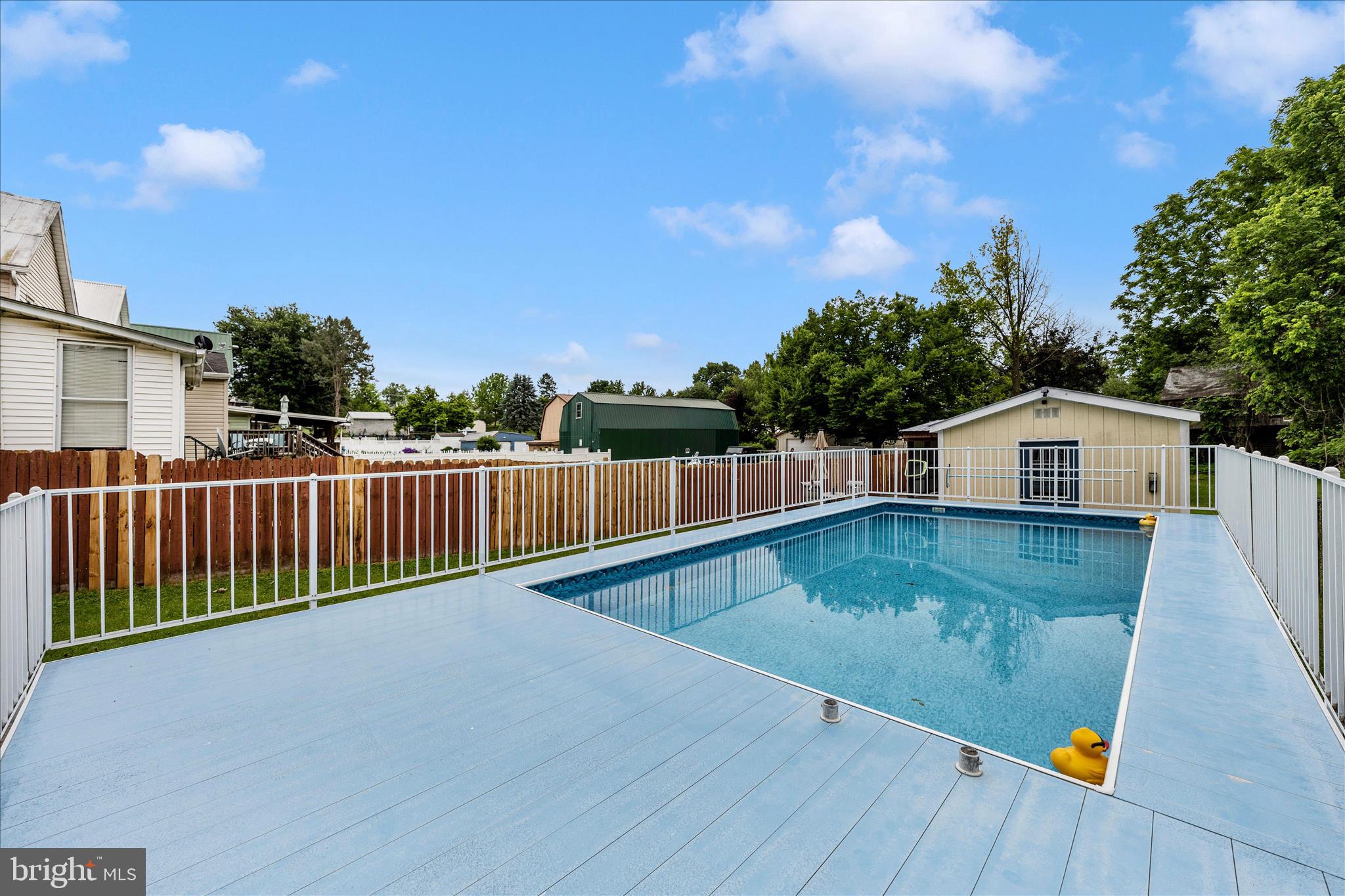 WAYNESBORO - Residential