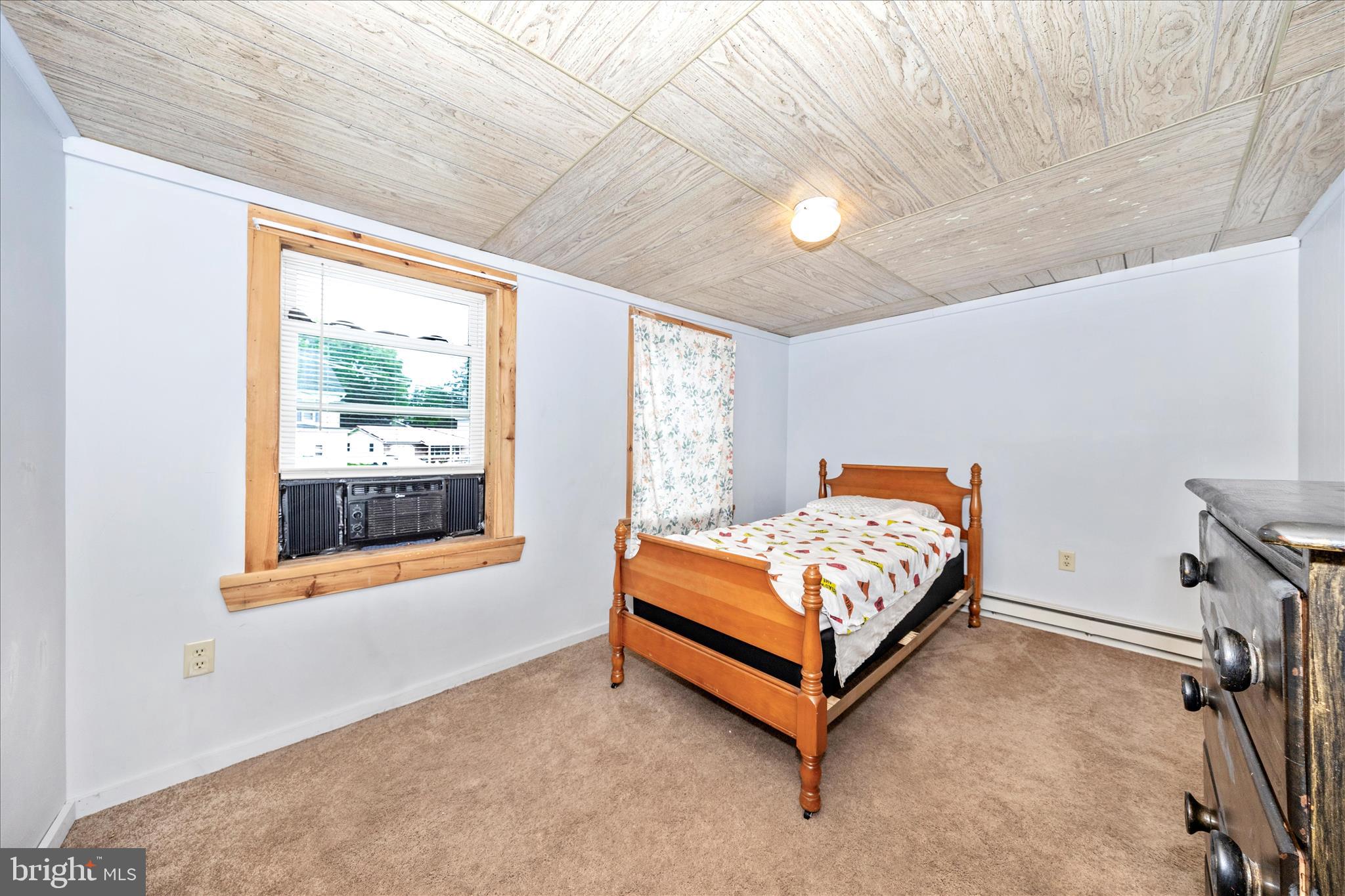 WAYNESBORO - Residential