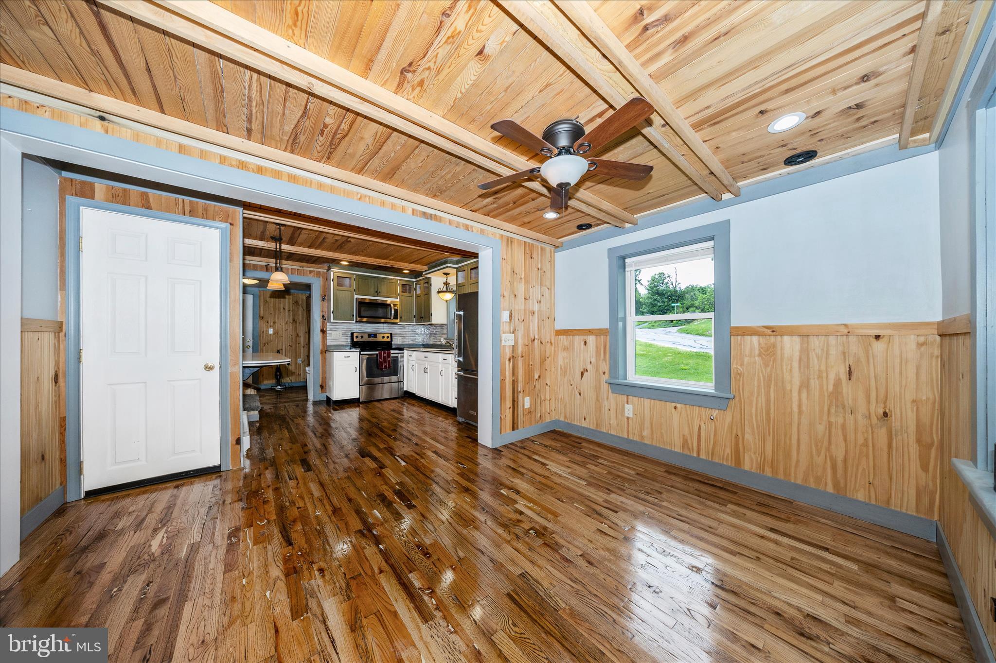WAYNESBORO - Residential