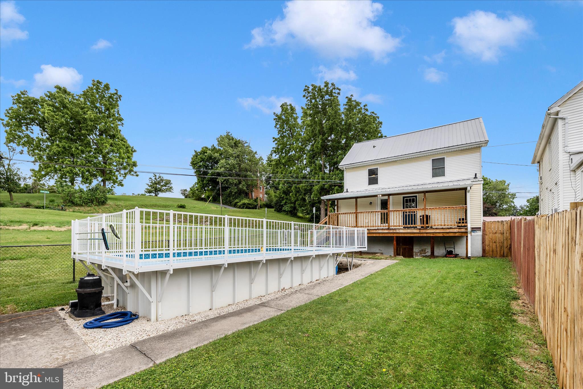 WAYNESBORO - Residential