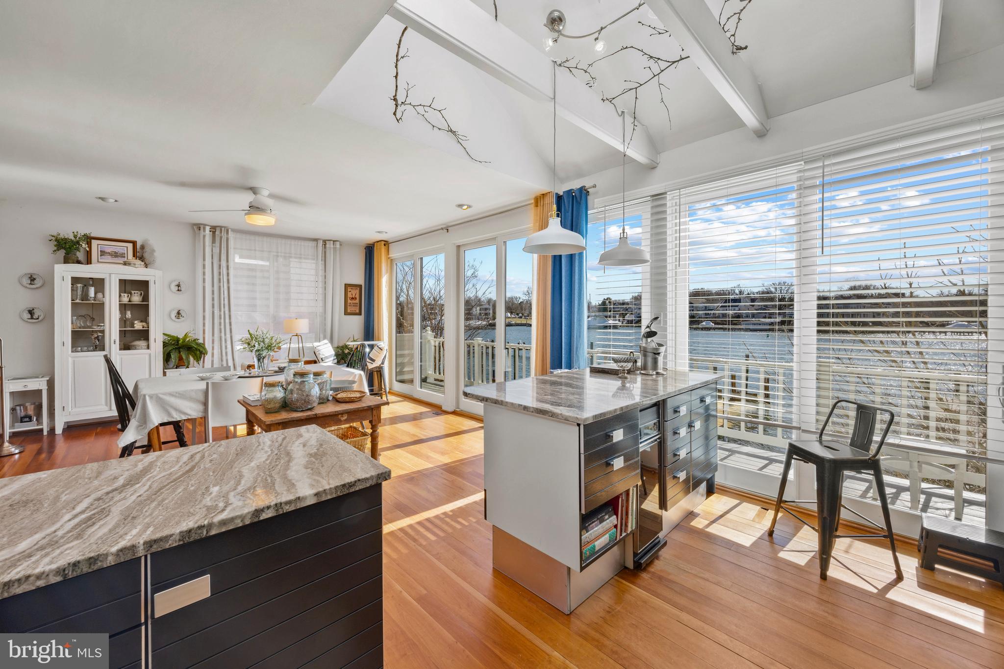 ANNAPOLIS - Residential