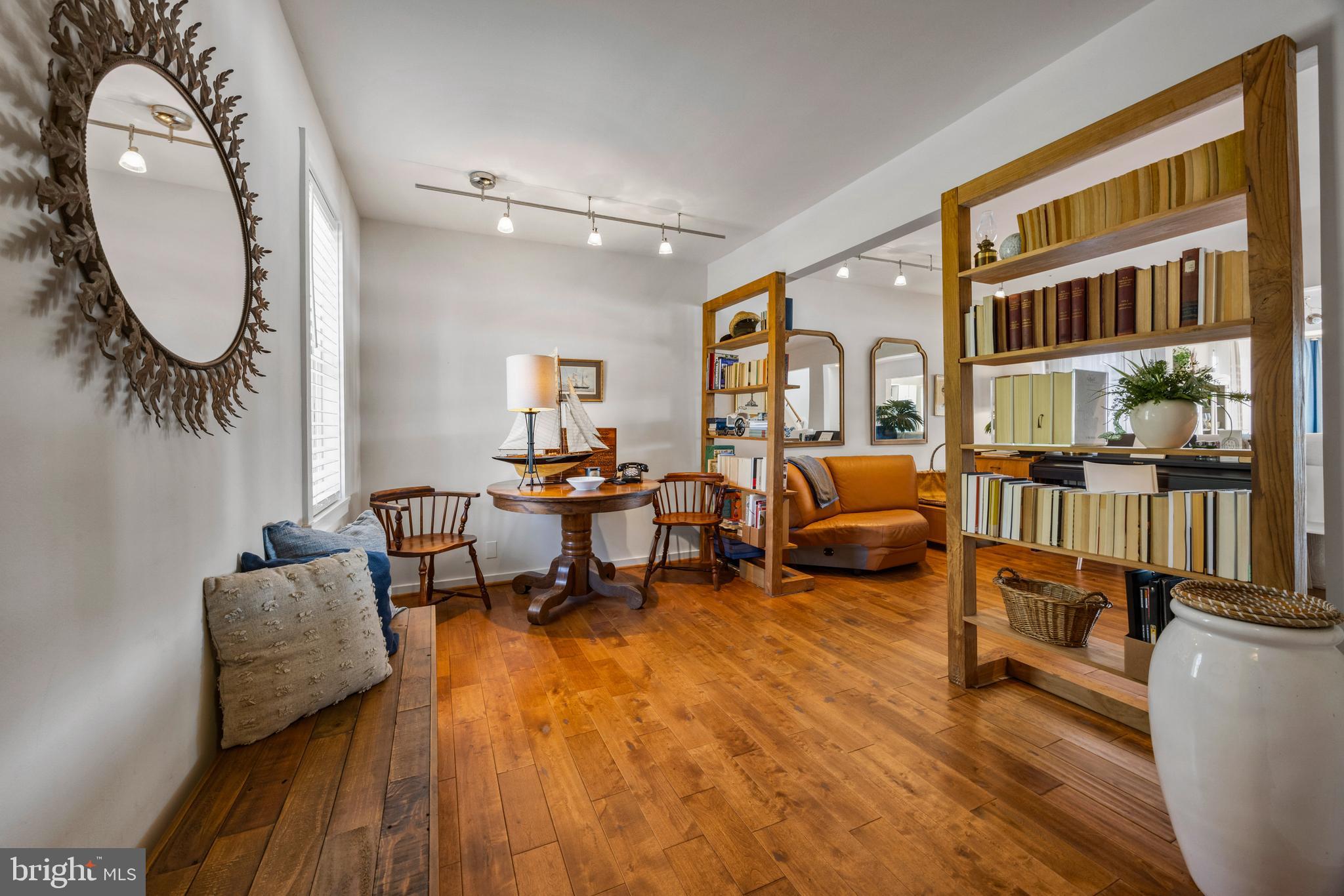 ANNAPOLIS - Residential