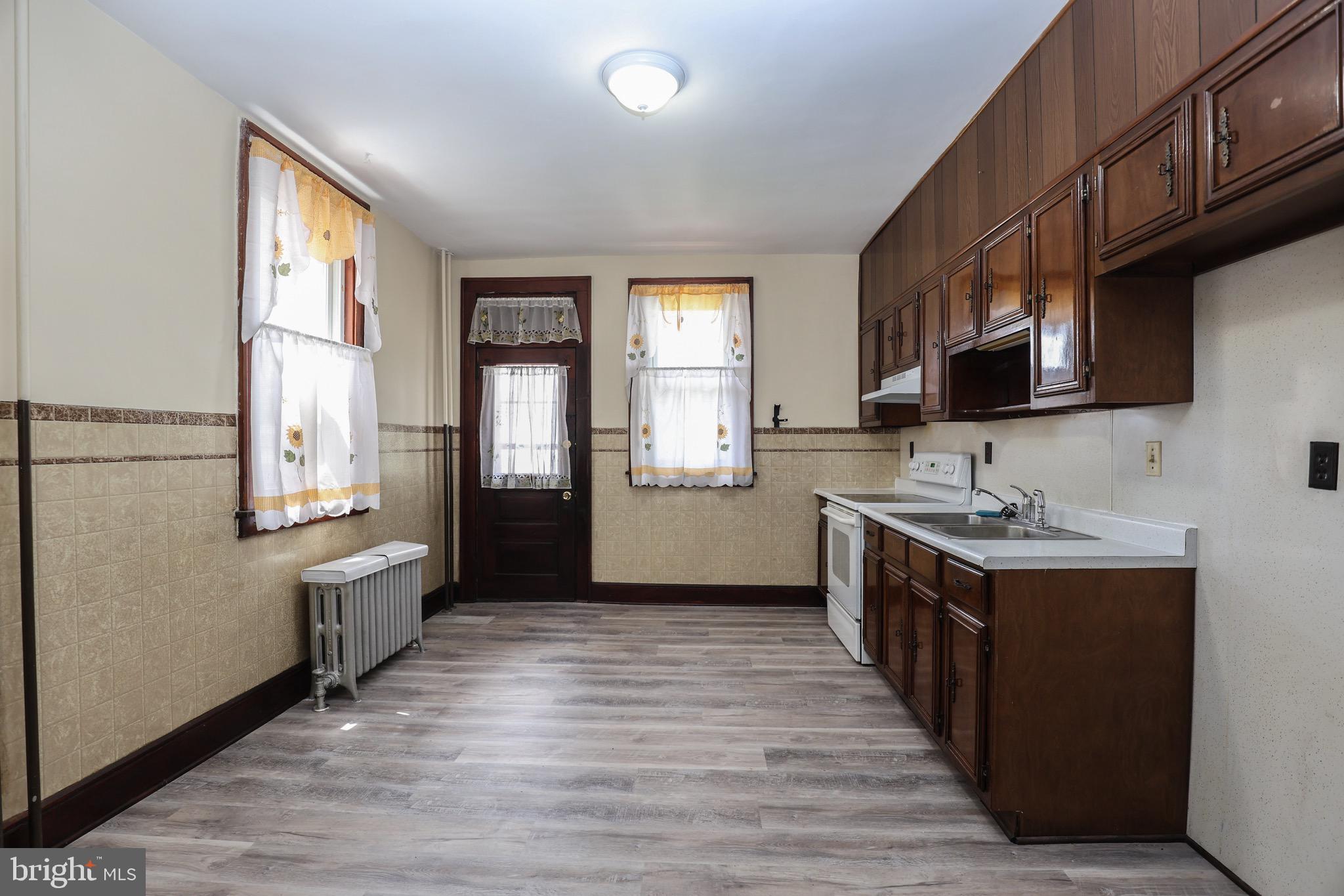 POTTSVILLE - Residential