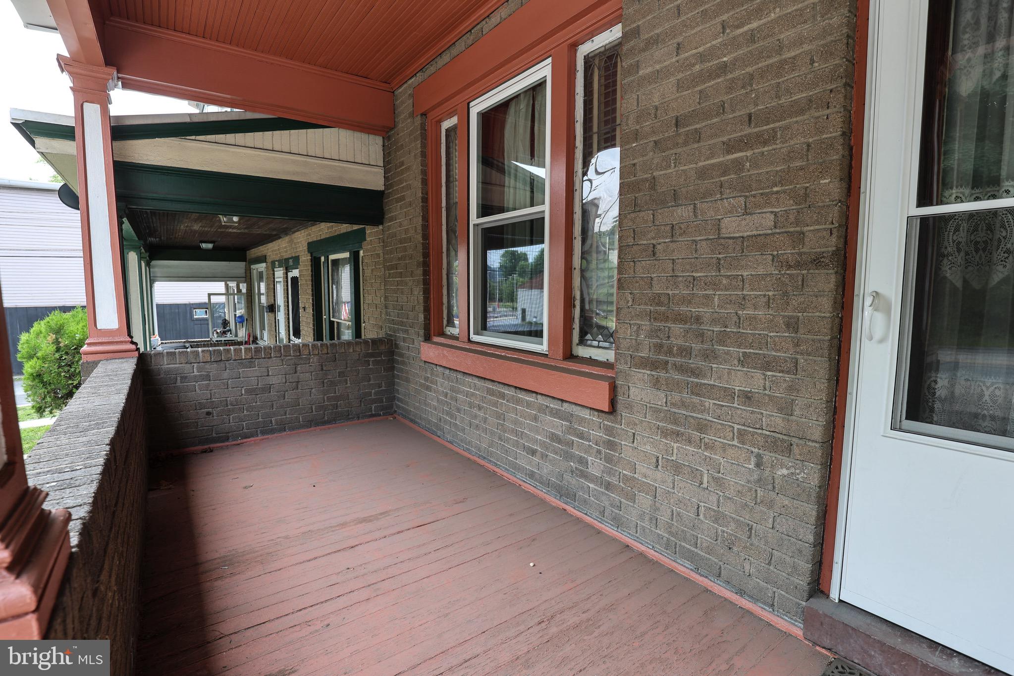 POTTSVILLE - Residential