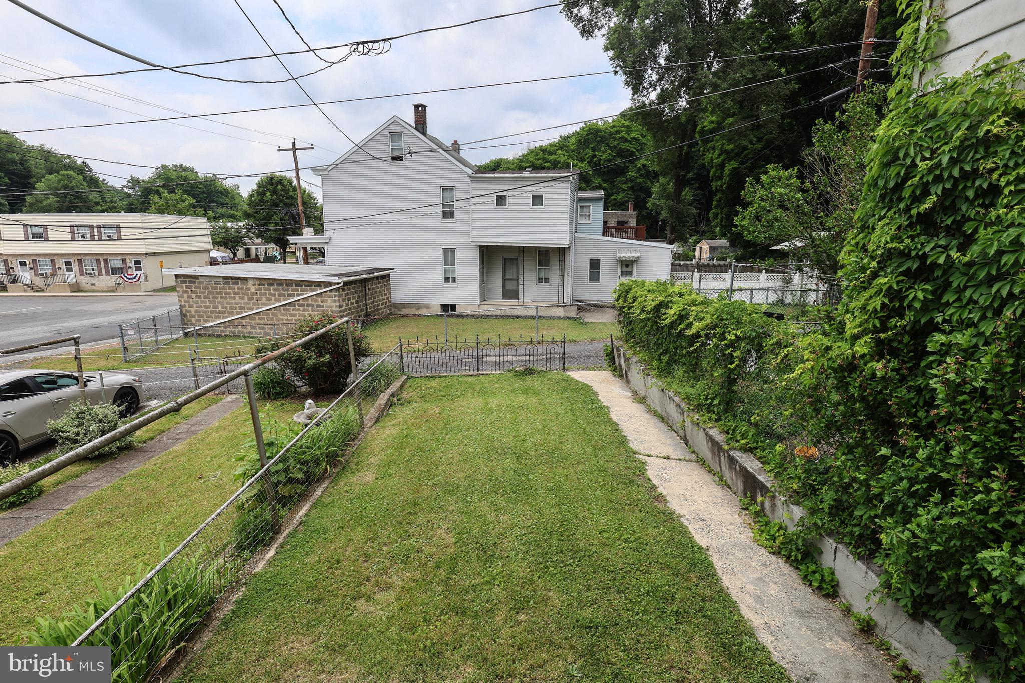 POTTSVILLE - Residential