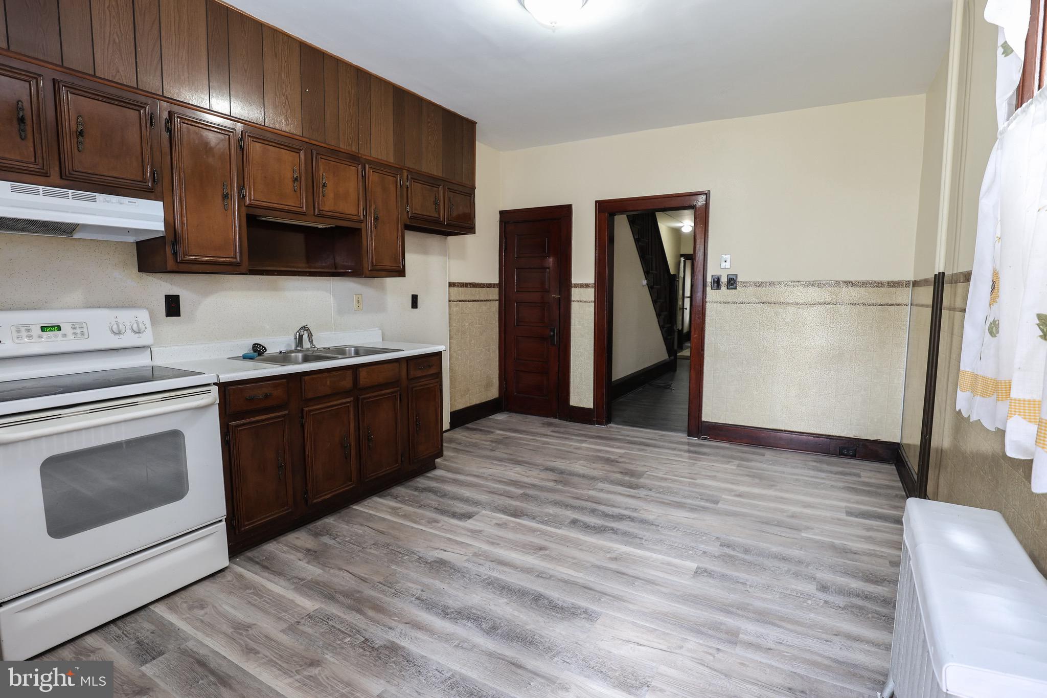 POTTSVILLE - Residential