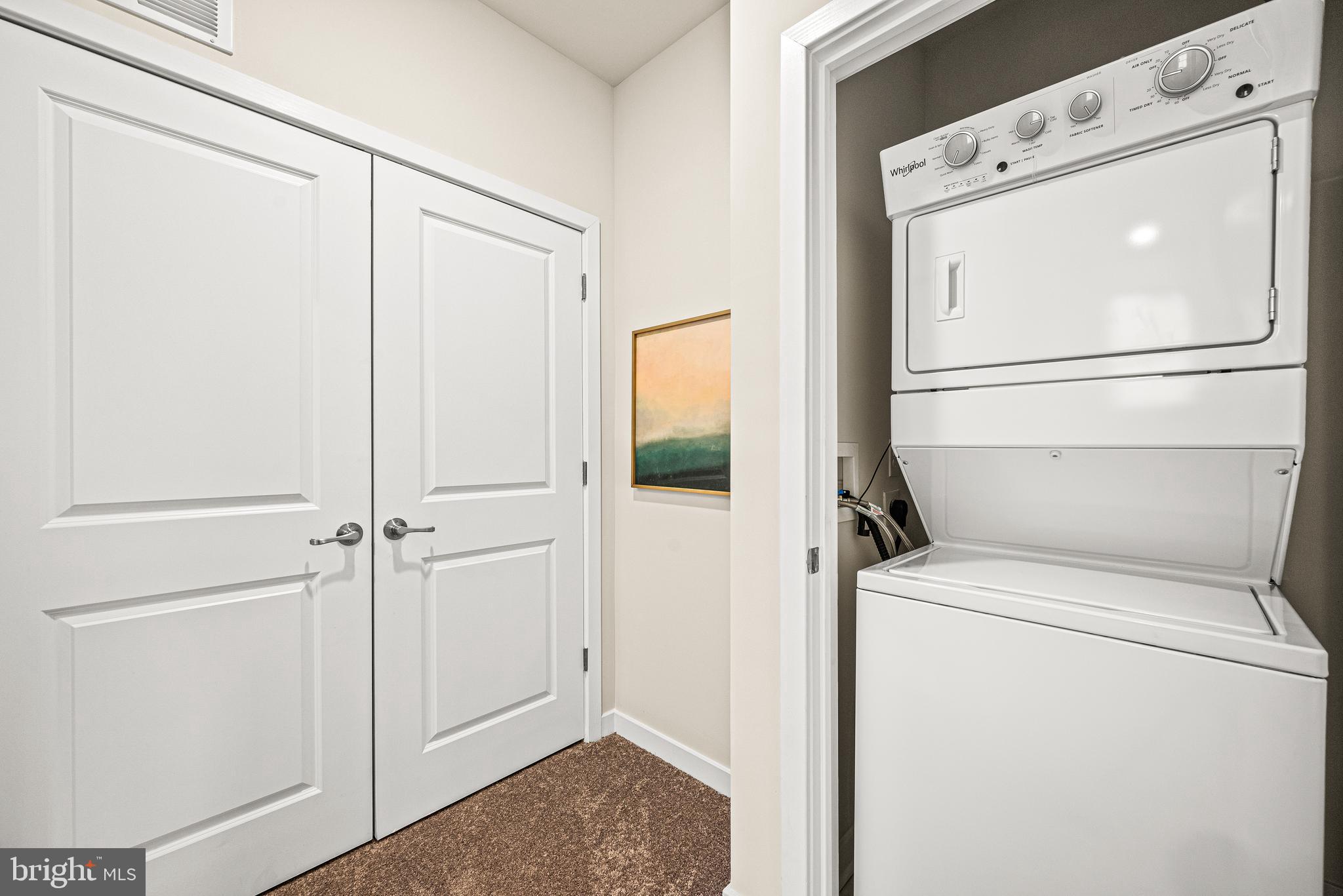 RIVER POINTE - Residential