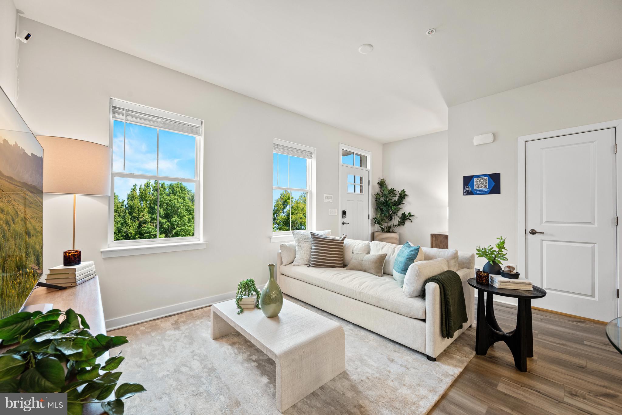 RIVER POINTE - Residential