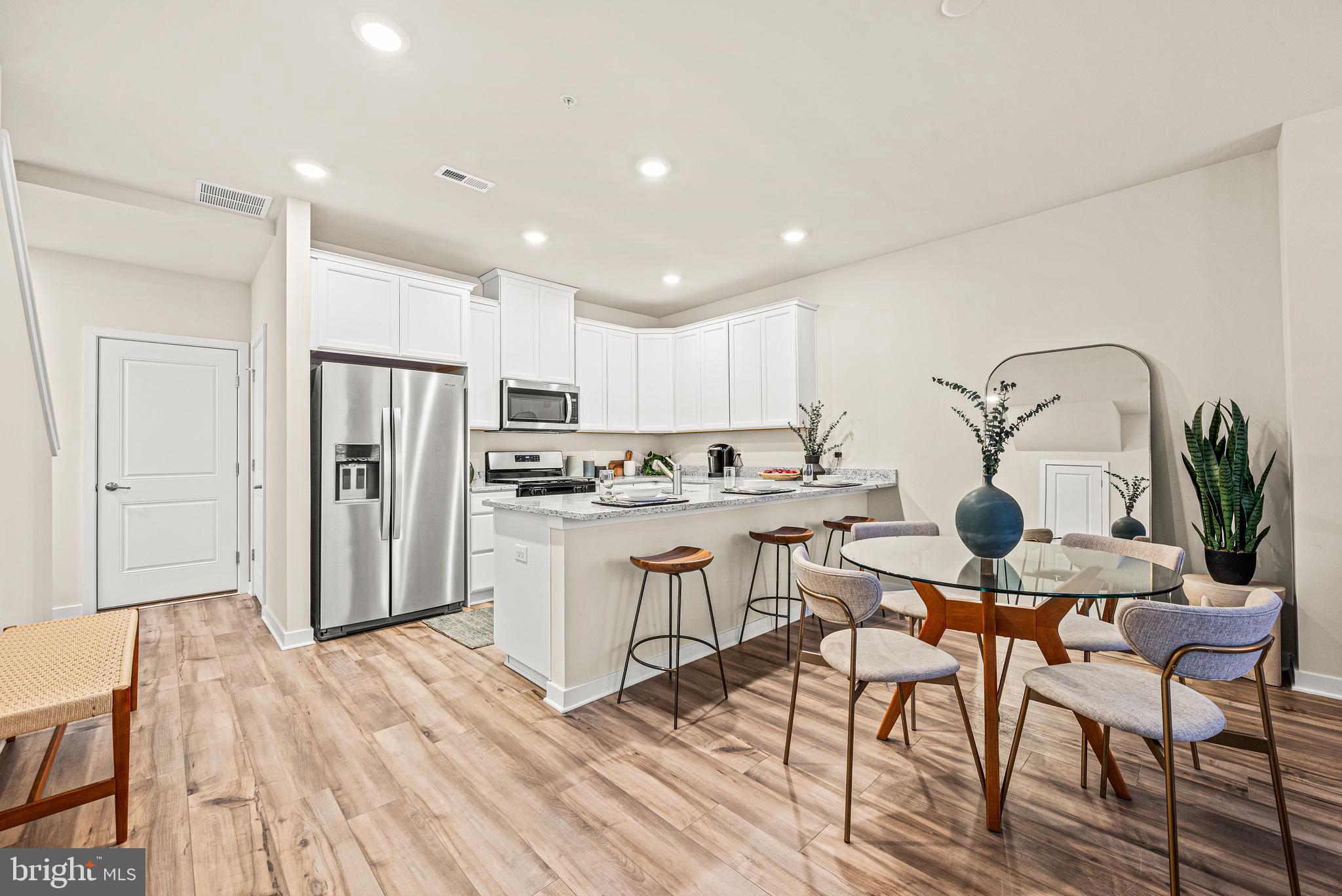 RIVER POINTE - Residential