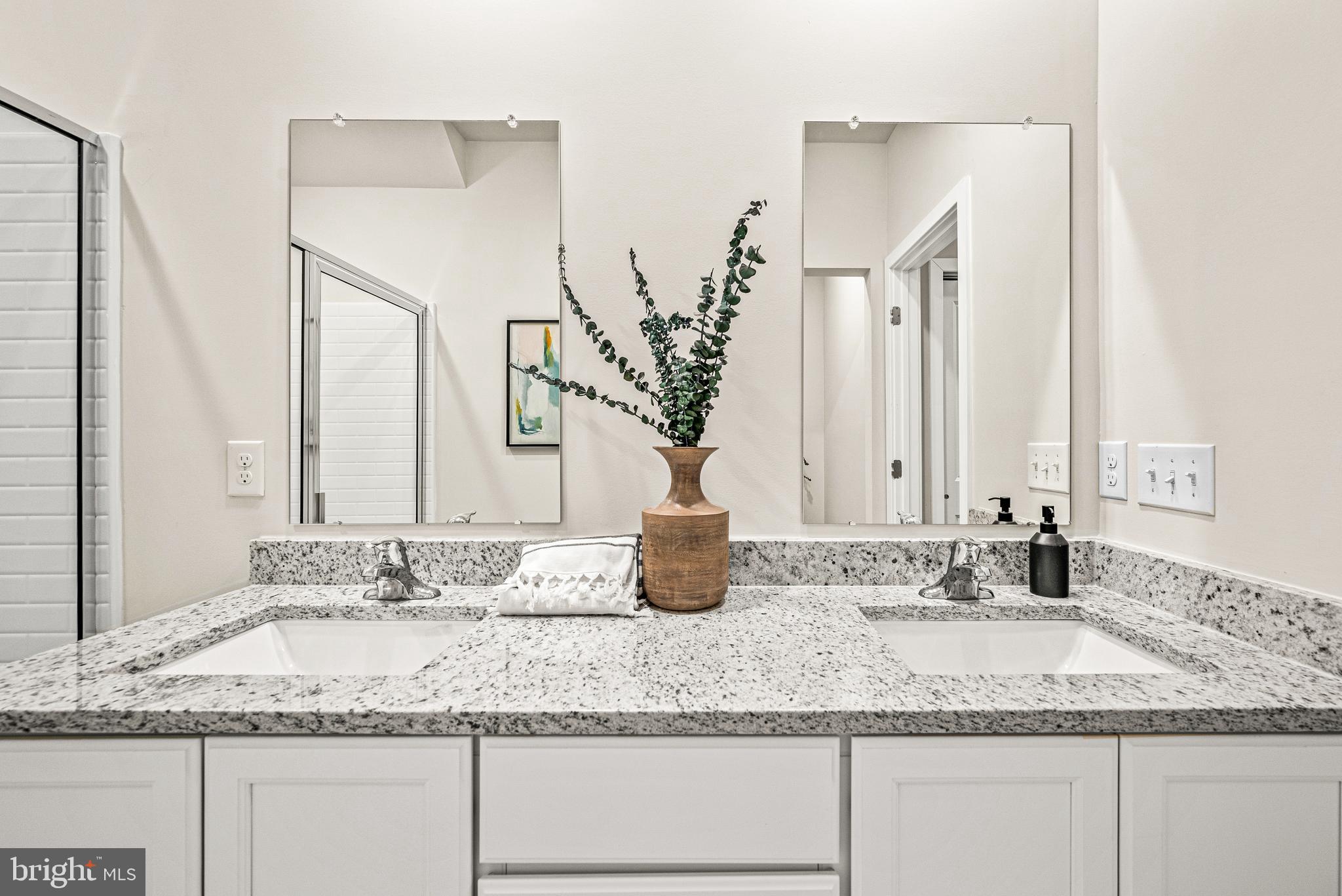 RIVER POINTE - Residential