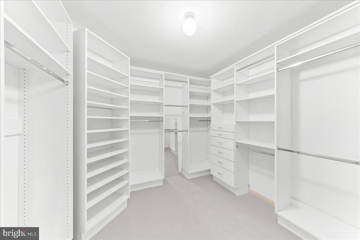 BROOKSTONE - Residential
