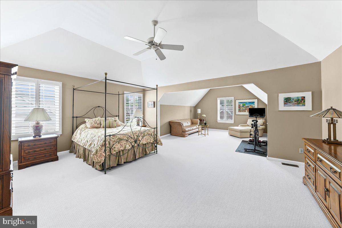 BROOKSTONE - Residential
