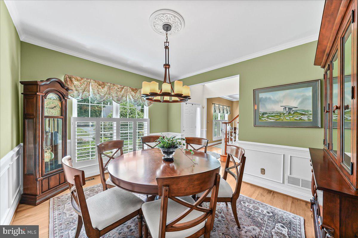 BROOKSTONE - Residential