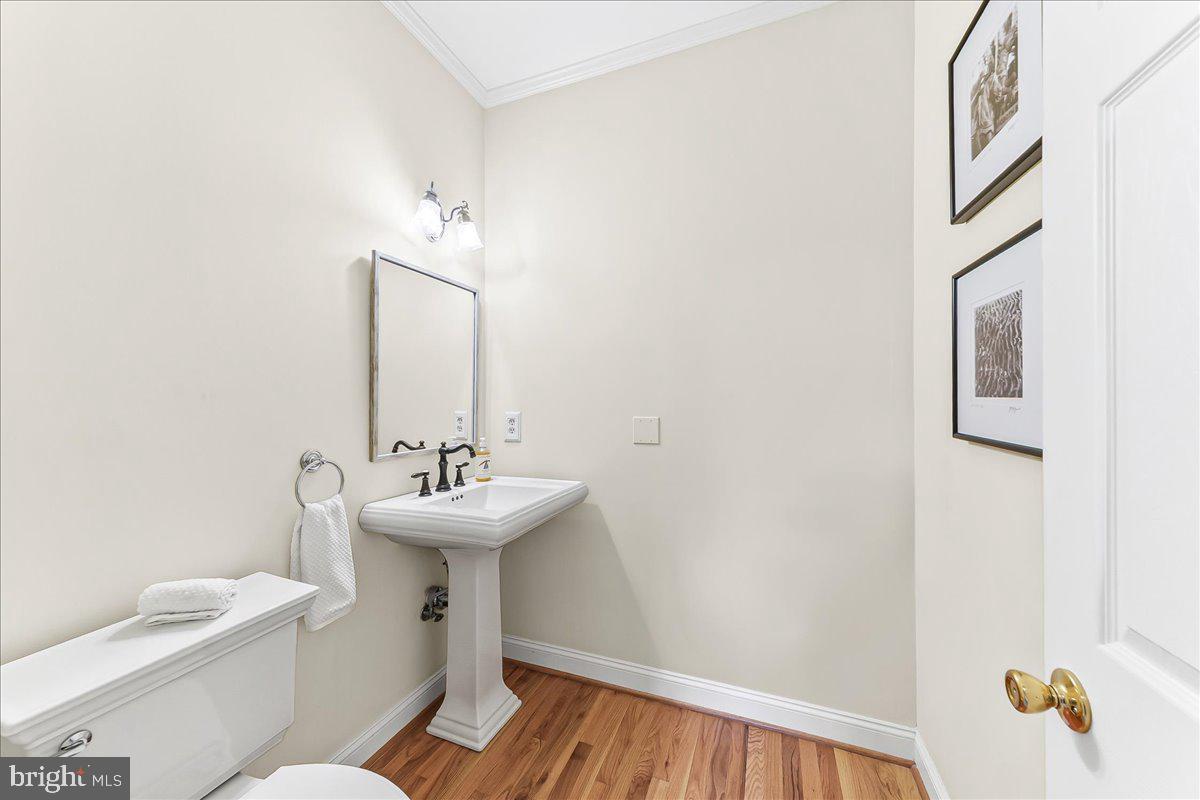 BROOKSTONE - Residential
