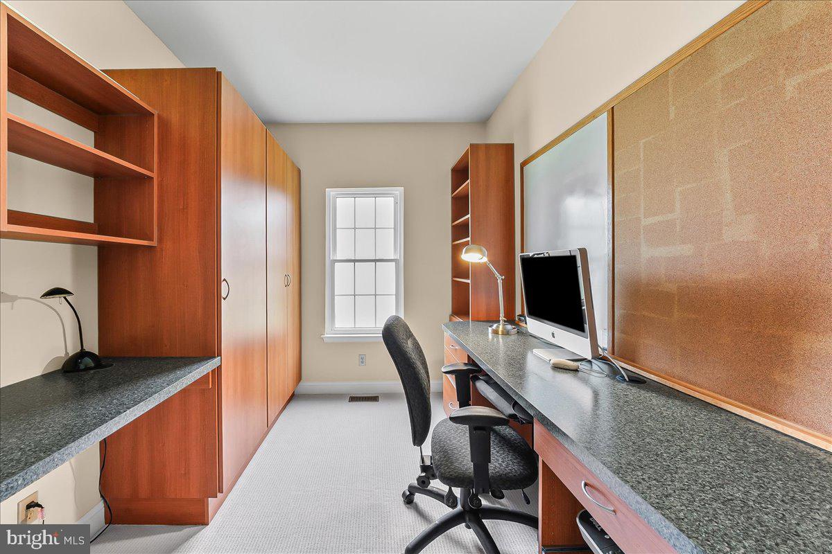 BROOKSTONE - Residential