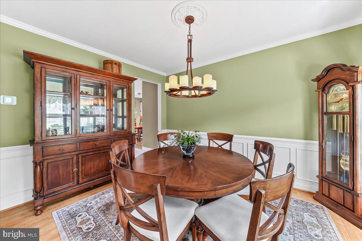 BROOKSTONE - Residential