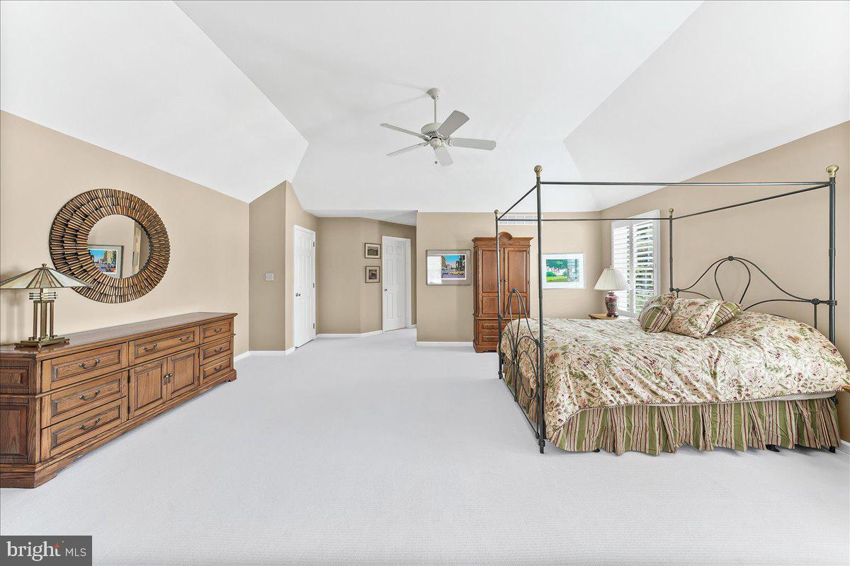 BROOKSTONE - Residential