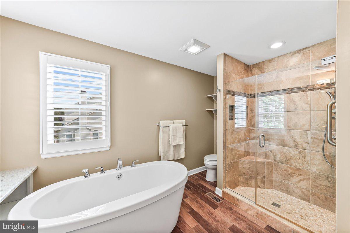 BROOKSTONE - Residential